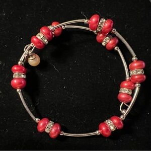 Vantel Pearls Red and Silver Bracelet